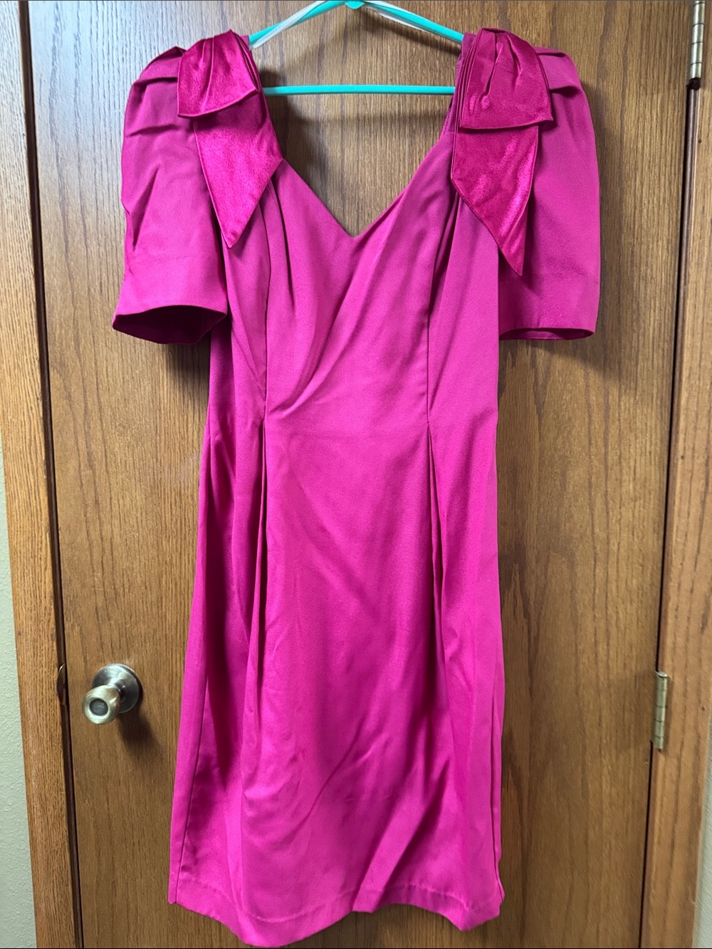 Bold Fuchsia Midi Dress with Statement Puff Sleeves